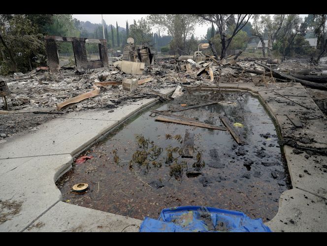 Hope grows as deadly Northern California blaze slows down