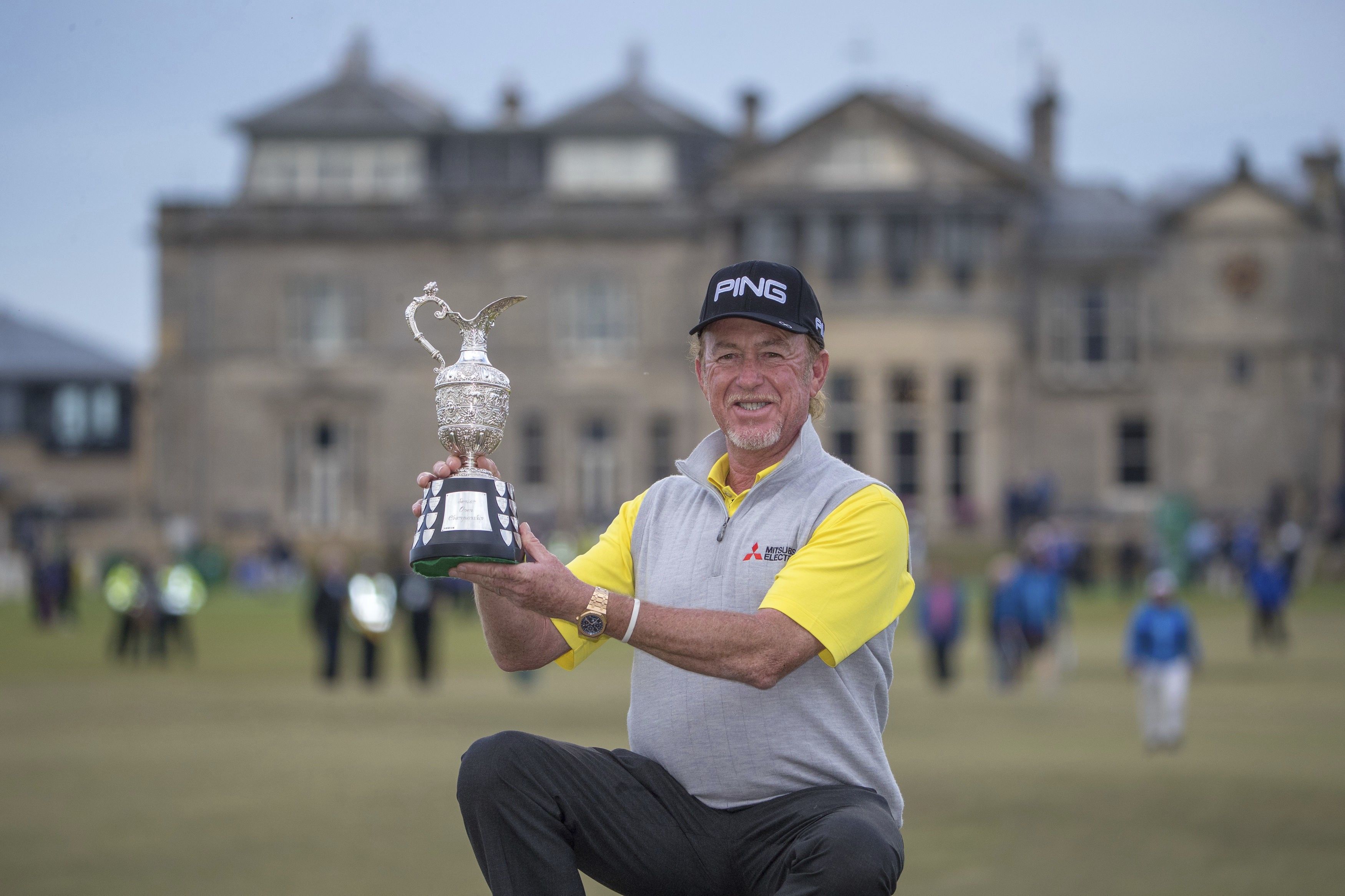 Jimenez wins Senior British Open by 1 shot, Watson fades