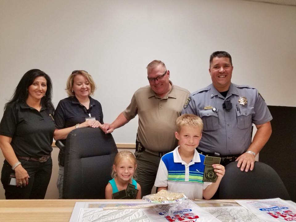 Make Your Week: Utah kids thank police officers in unique ways
