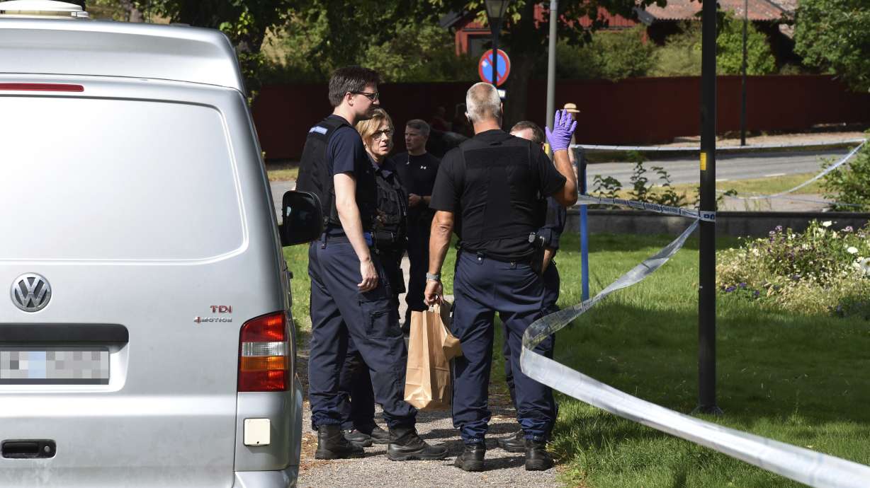 A look at spectacular jewel thefts over recent years