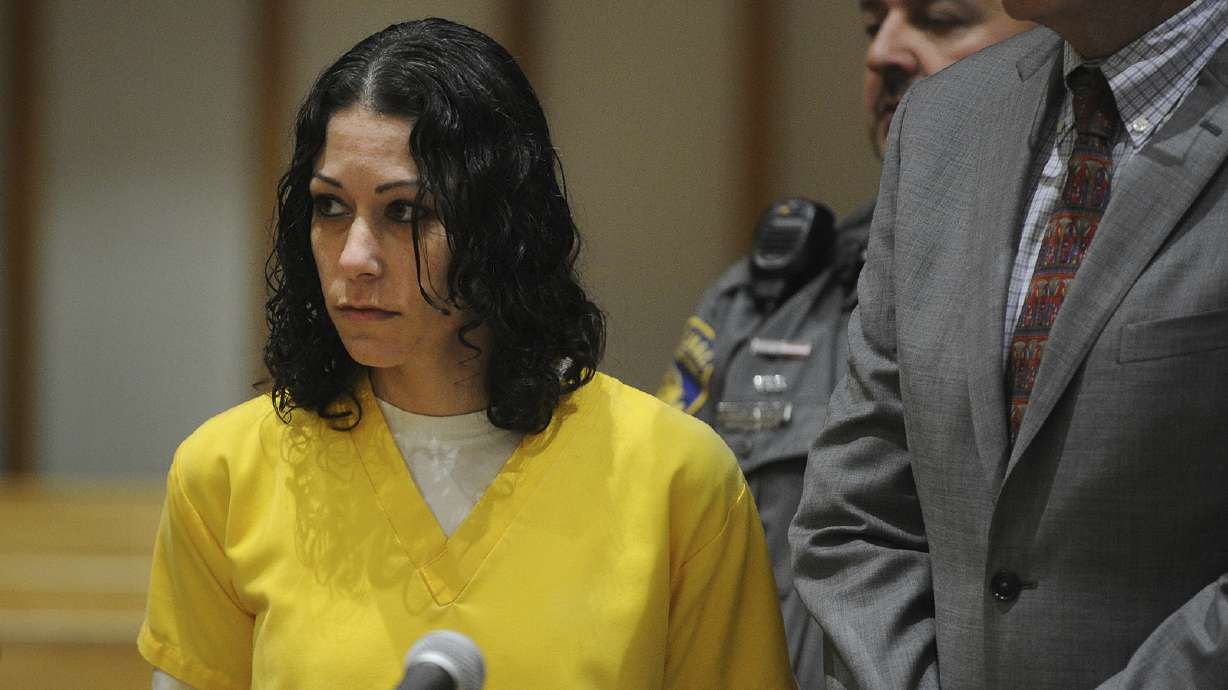 Woman sentenced for role in deaths of boyfriend's parents