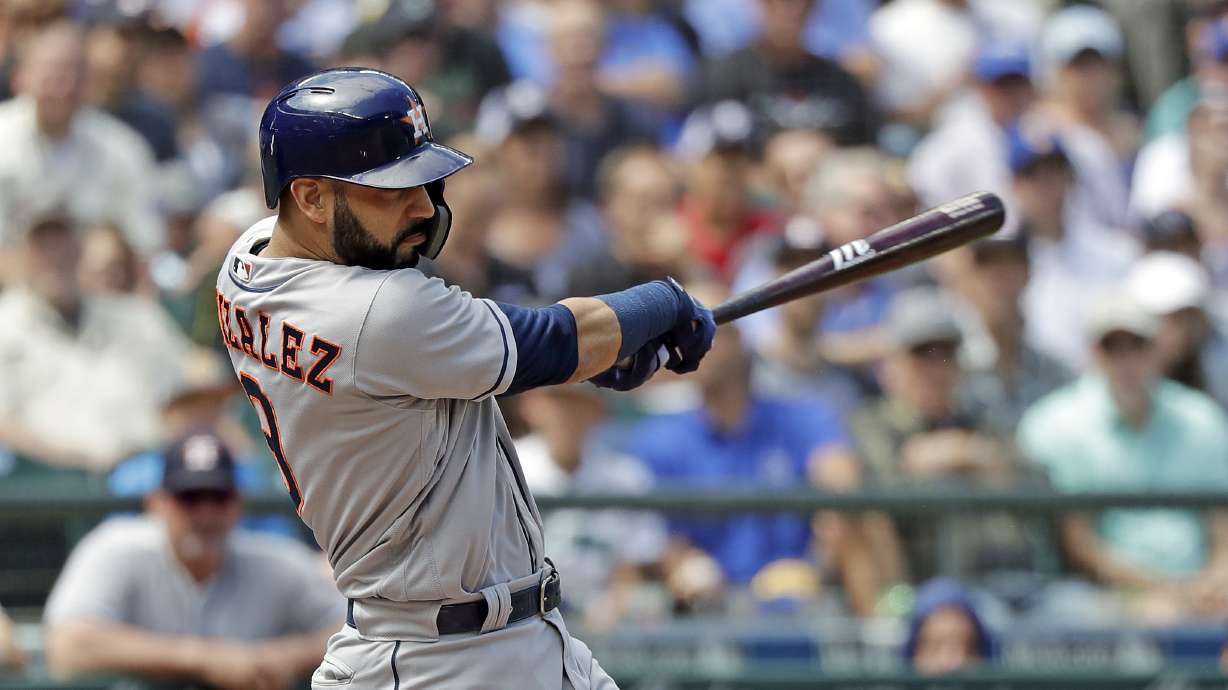 Gonzalez, Astros win 8-3, drop Mariners into wild-card tie