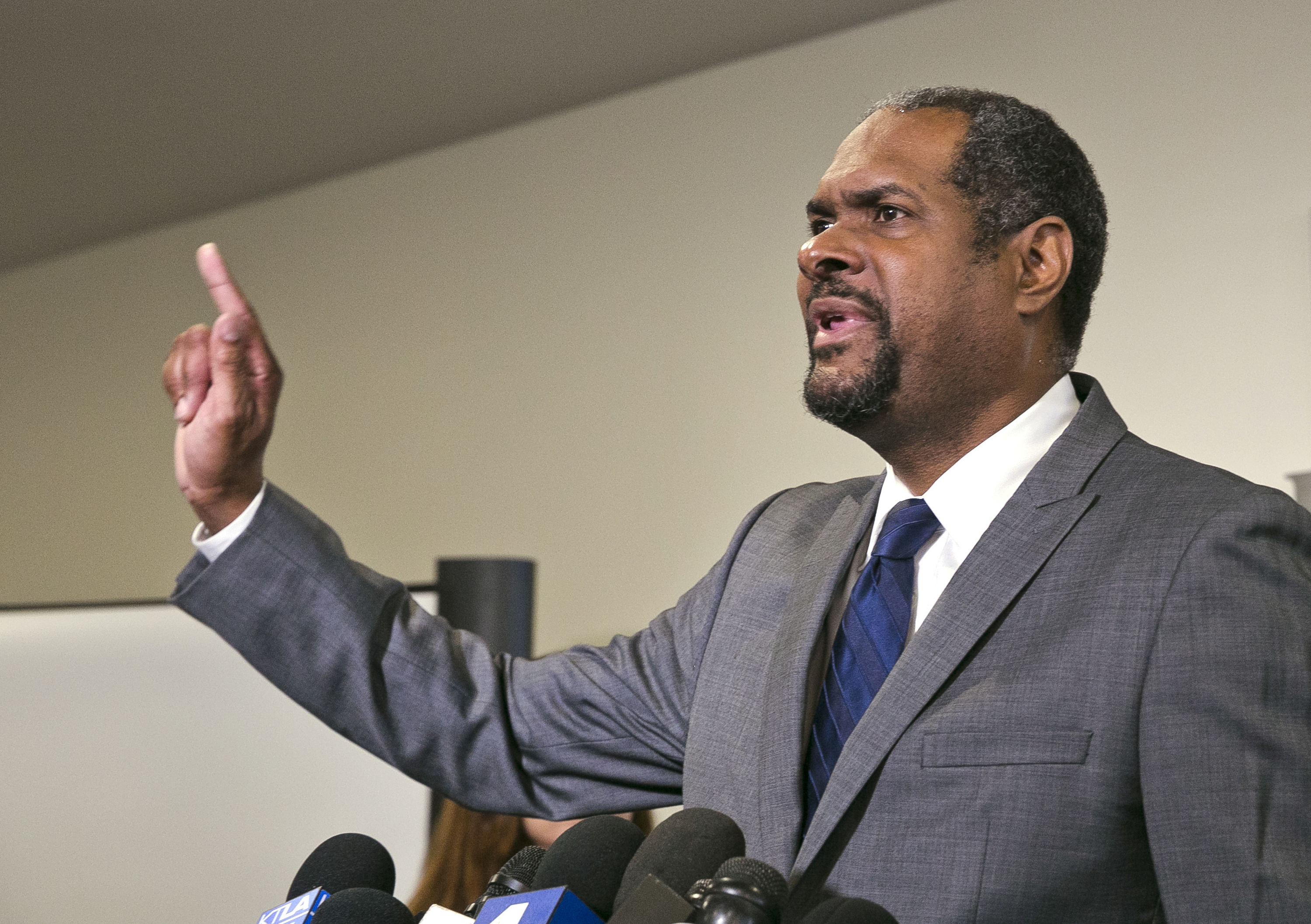 Family of hostage killed by Los Angeles police files claim
