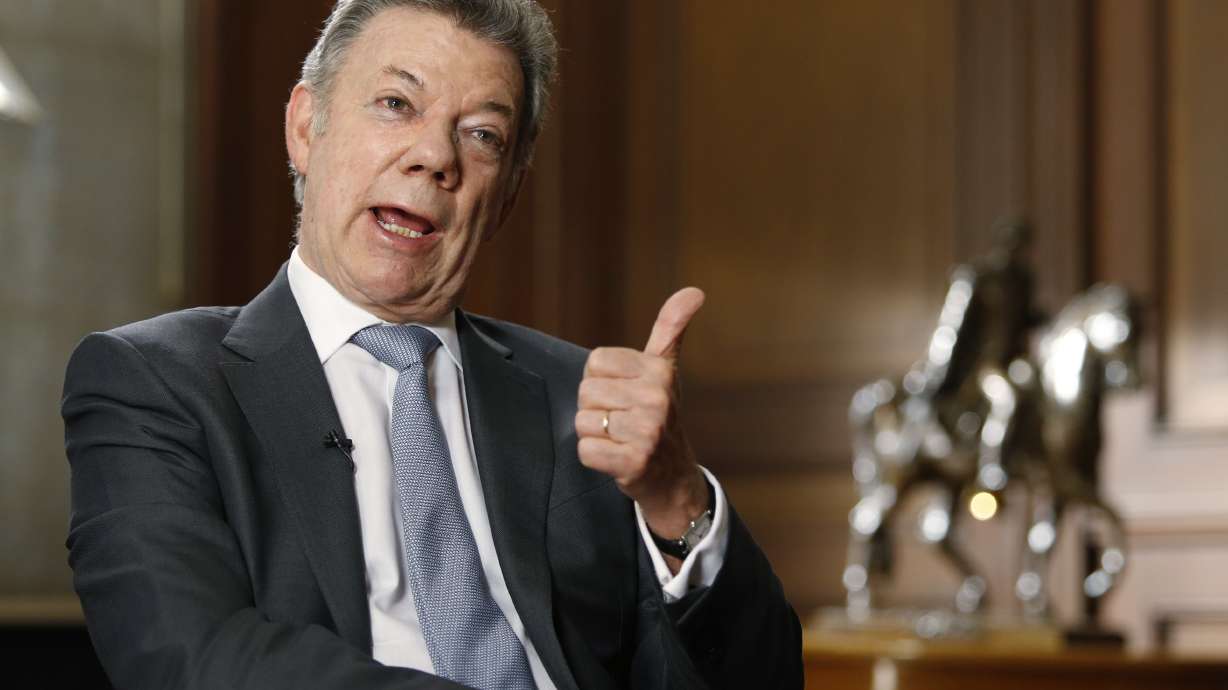 Colombia lends hand to Venezuelan refugees; Maduro on trial