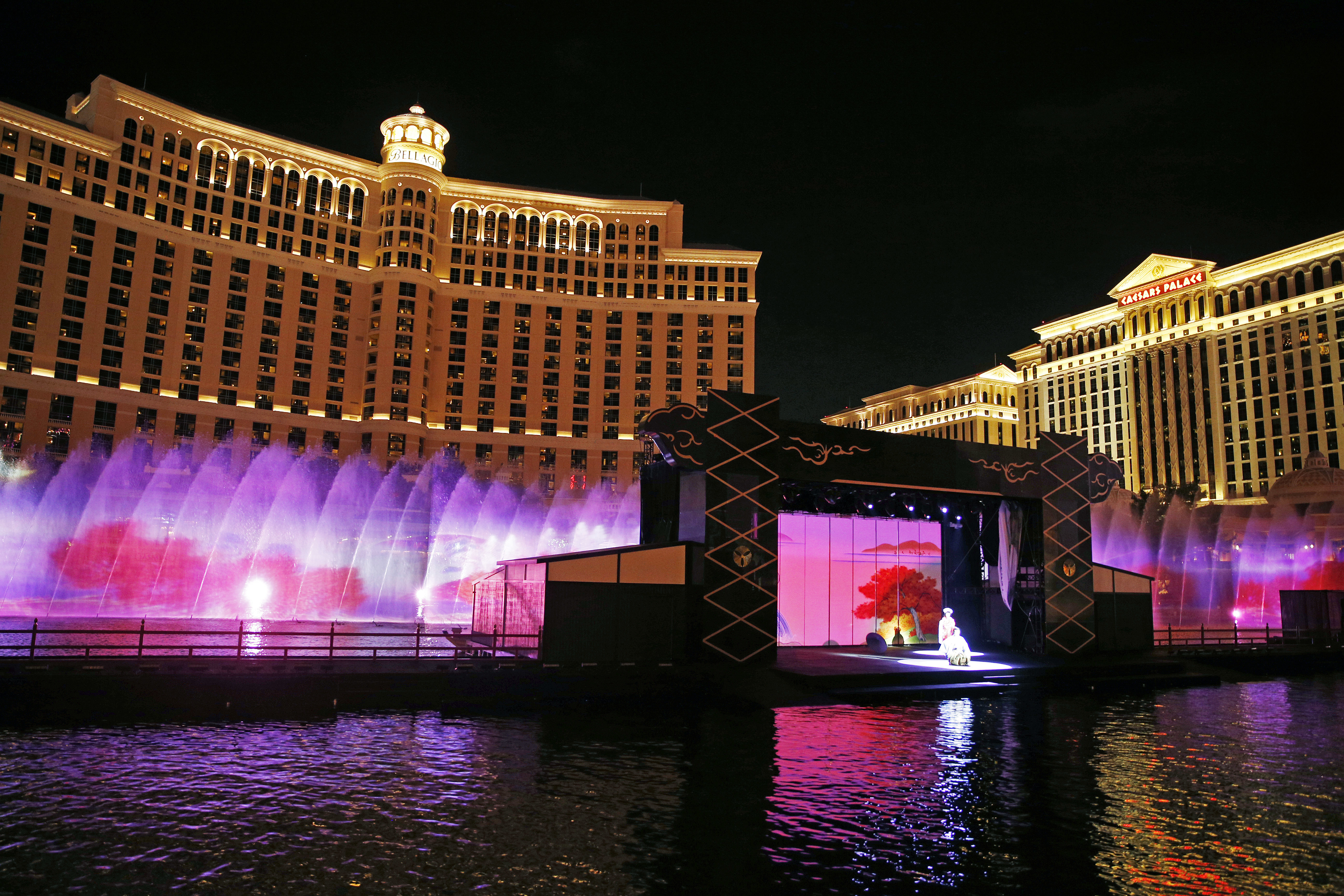 Like competitors, MGM Resorts expects week third quarter