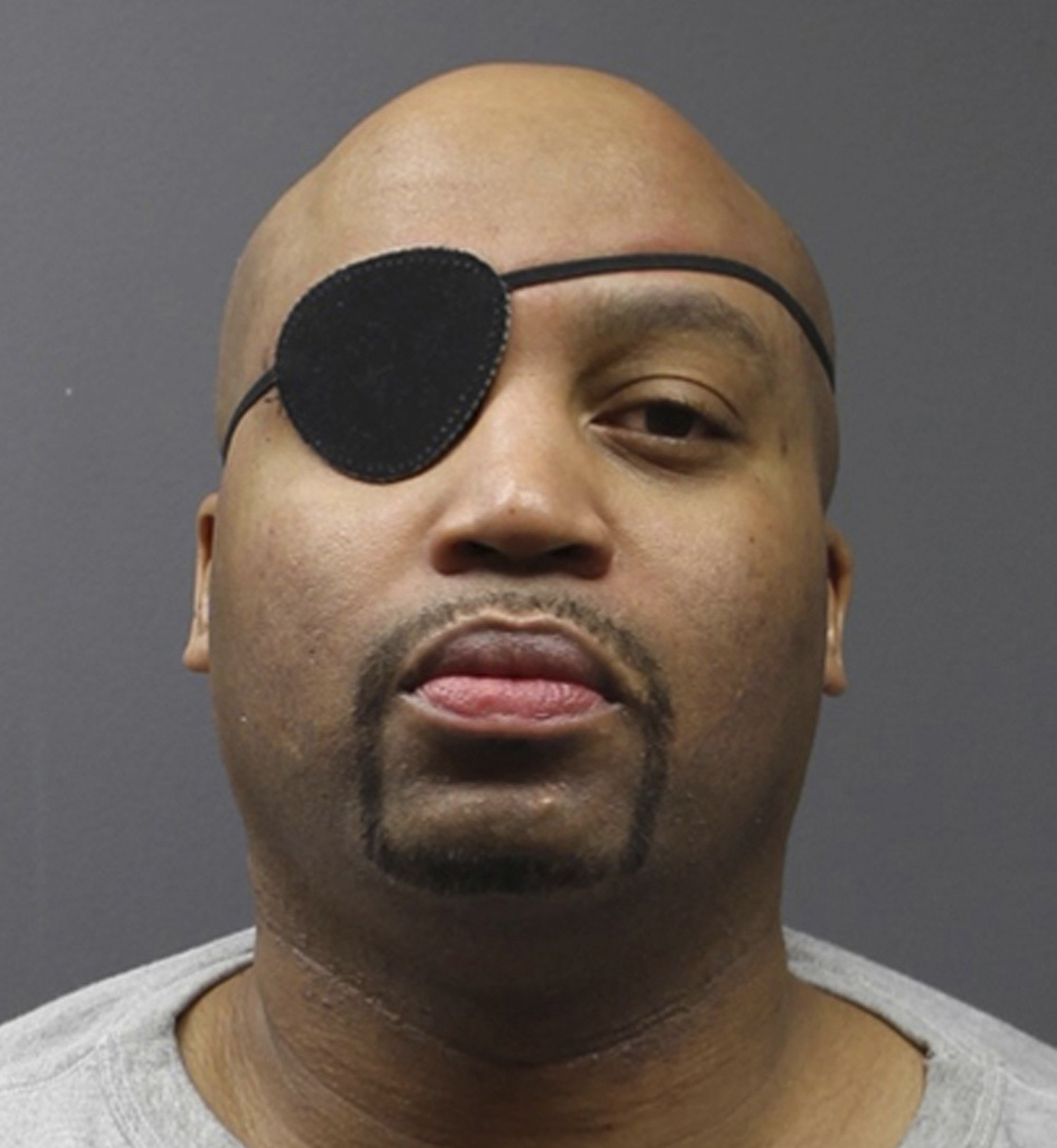 Minnesota inmate charged with murder in guard's killing