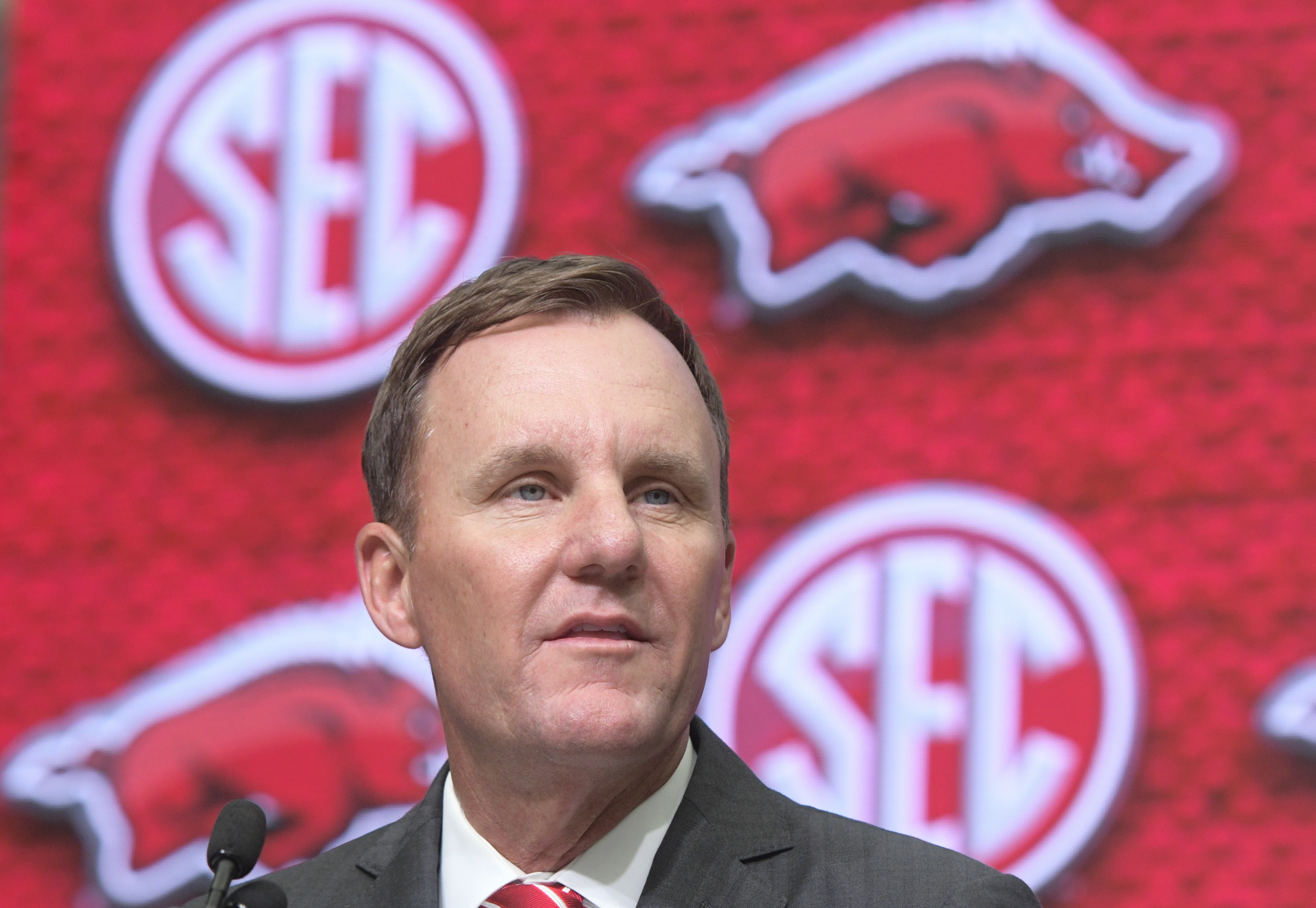 Expectations low for Arkansas entering Morris' first season