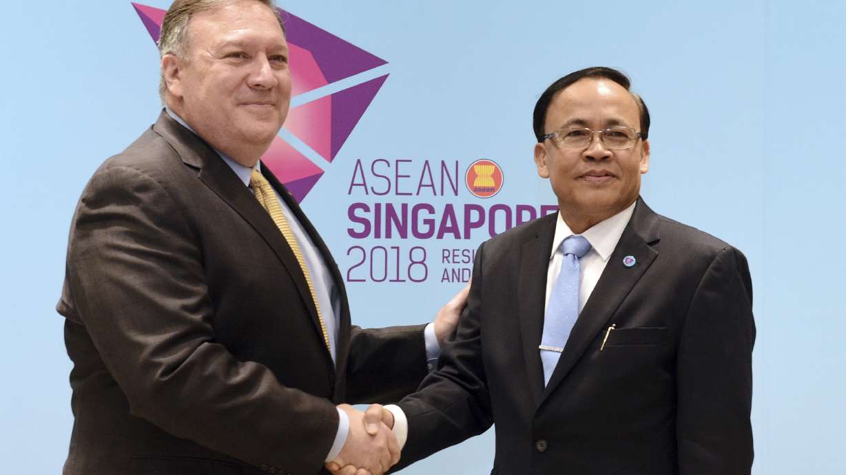 Pompeo calls on Myanmar to release 2 Reuters journalists