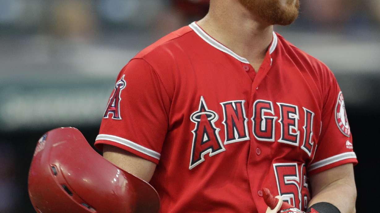 Kluber dominates Angels with three-hitter, Indians win 3-0