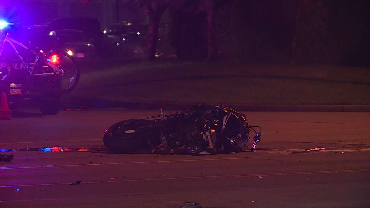 Police: 23-year-old man dies in Orem motorcycle crash