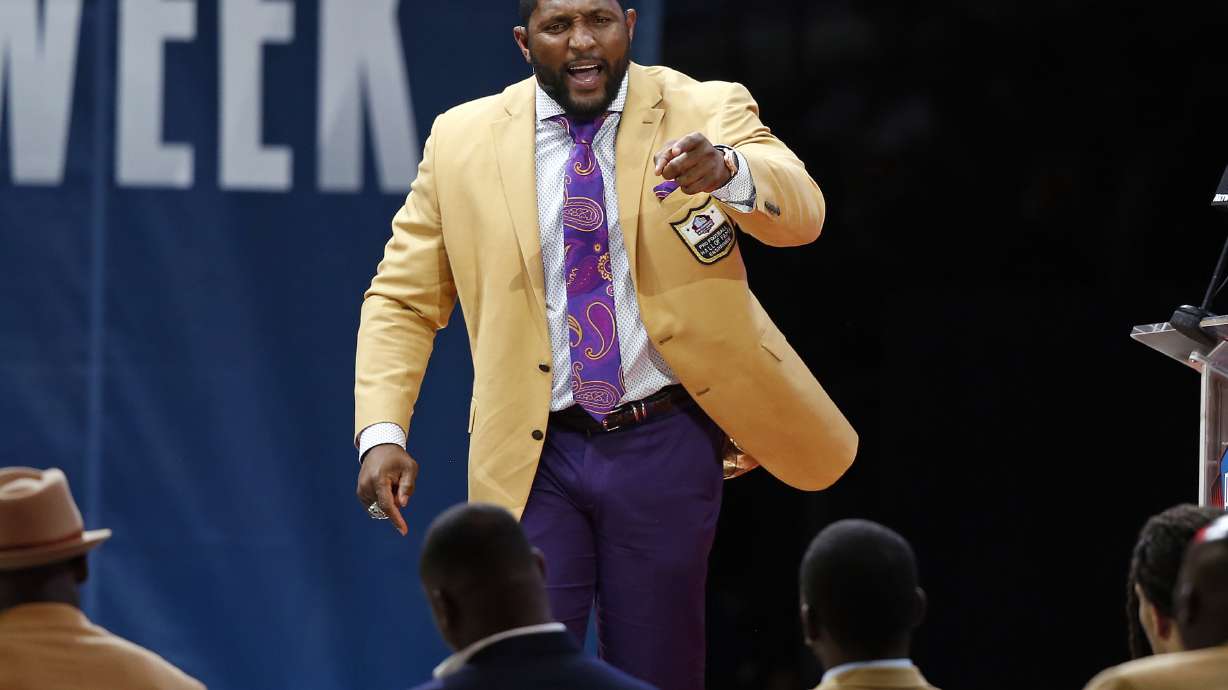 Hall of Fame speeches get political in Canton, Chattanooga