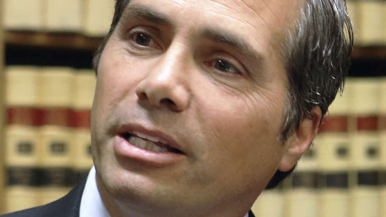 Orman submits petitions for spot in Kansas governor's race