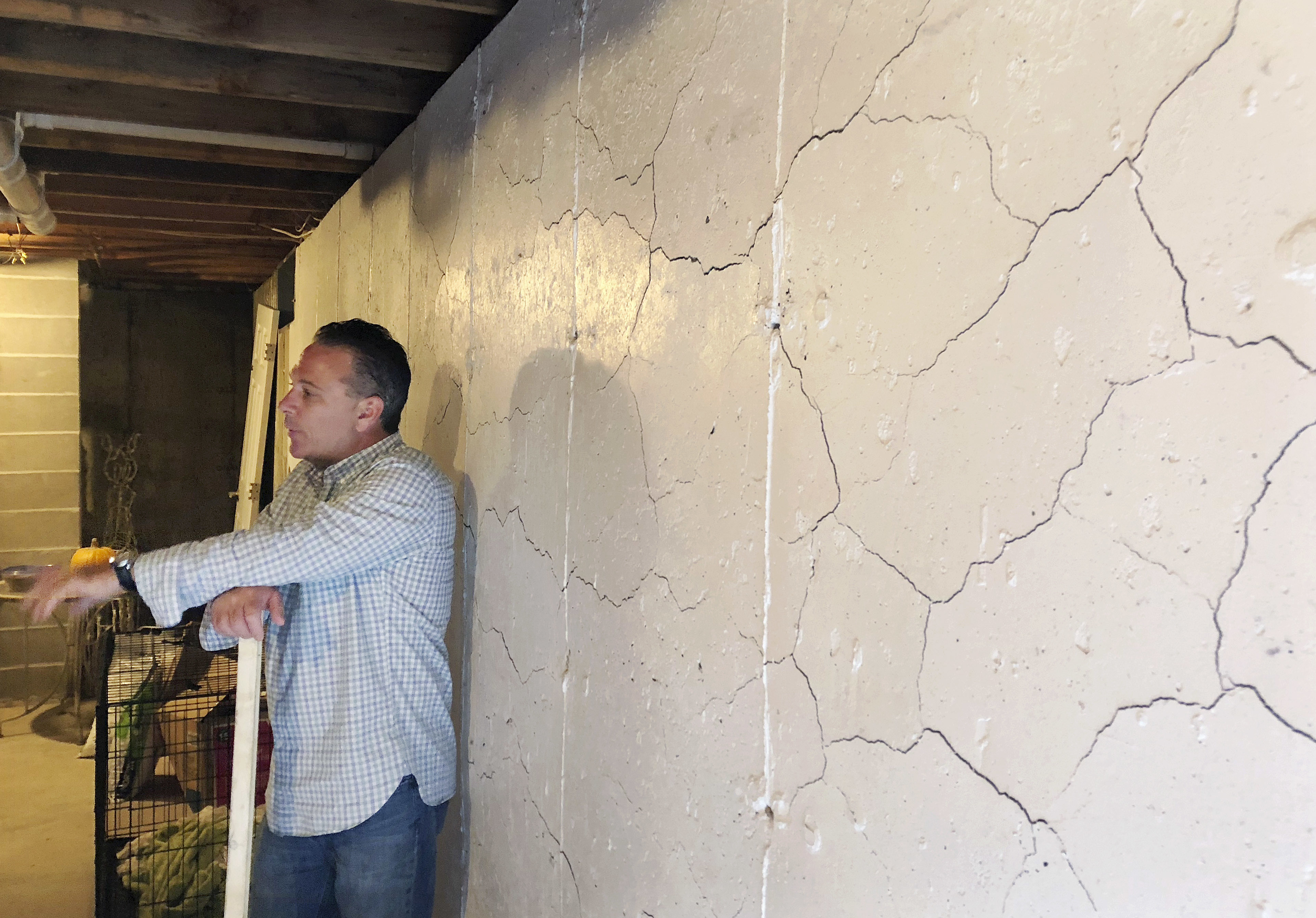 Crumbling foundations a go-to issue for political candidates