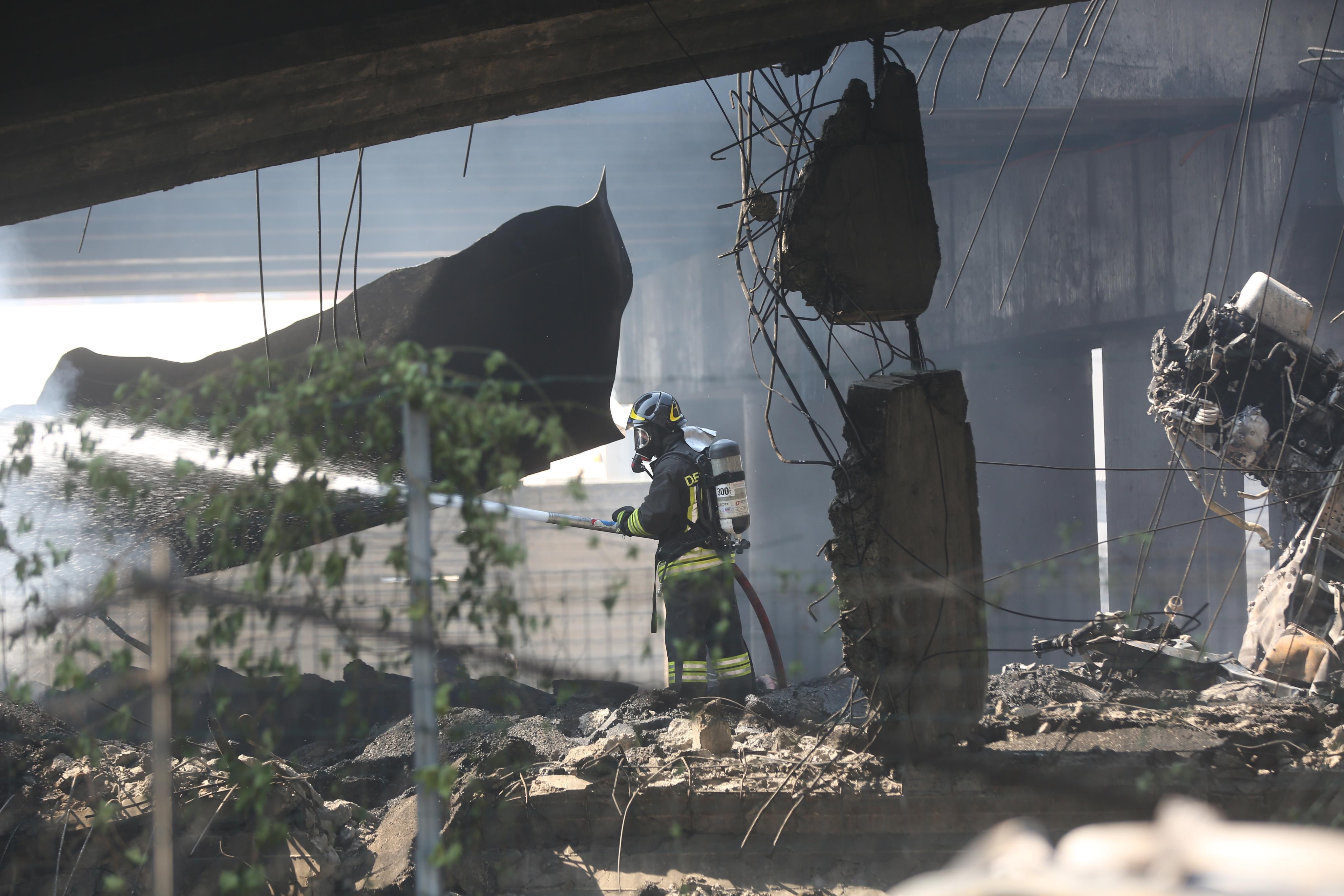 Italian prosecutors investigate fiery crash near Bologna