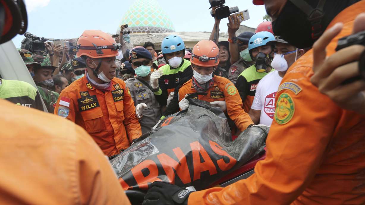 Indonesia quake deaths top 130, aid effort intensifies