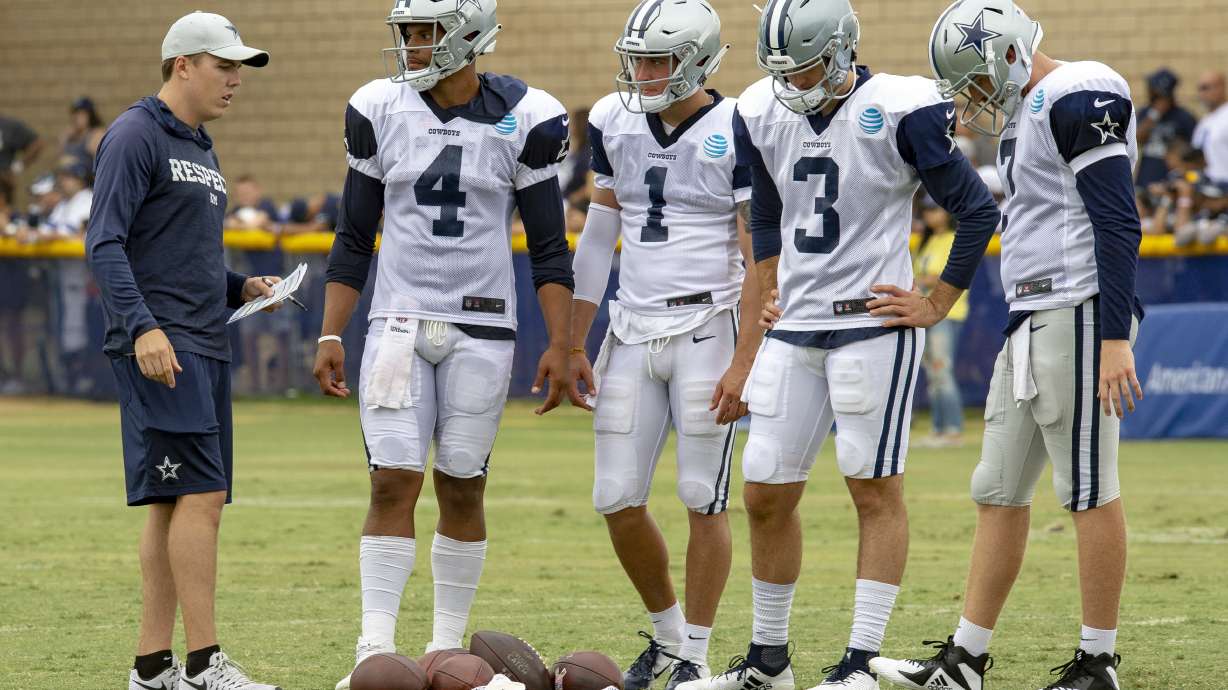 Kellen Moore makes quick switch from QB to coach for Cowboys