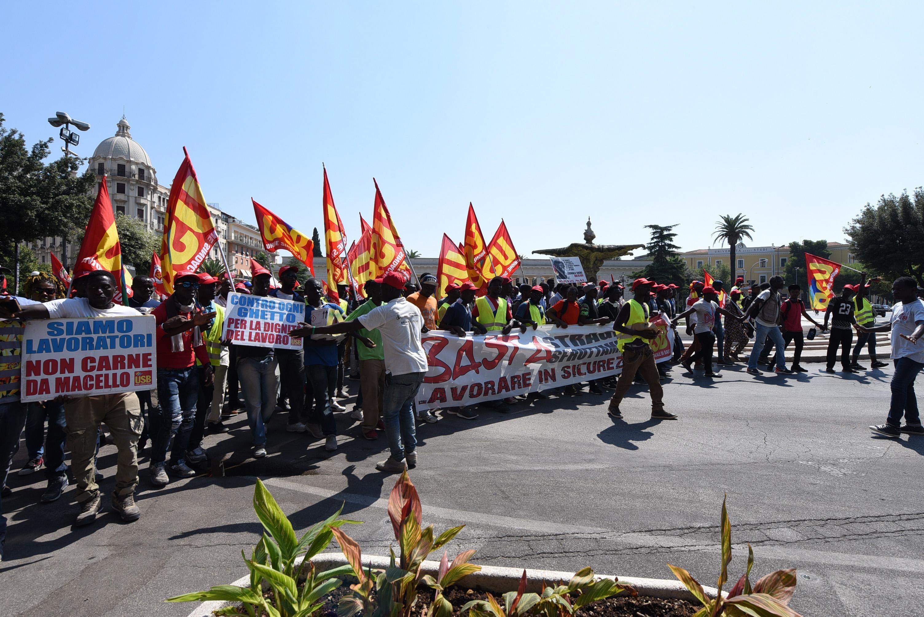Farmworkers protest treatment in Italy after migrant deaths