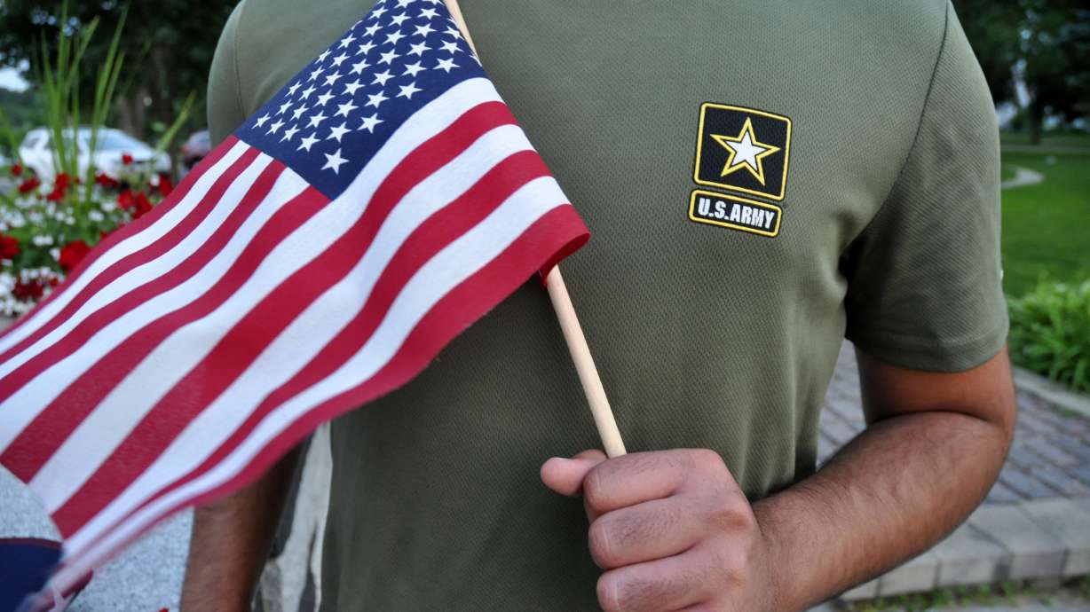 For now, Army suspends discharges of immigrant recruits