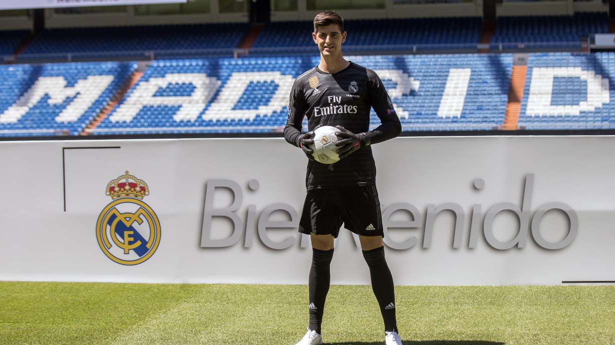 Arrival of Courtois ignites fight in Real Madrid goal