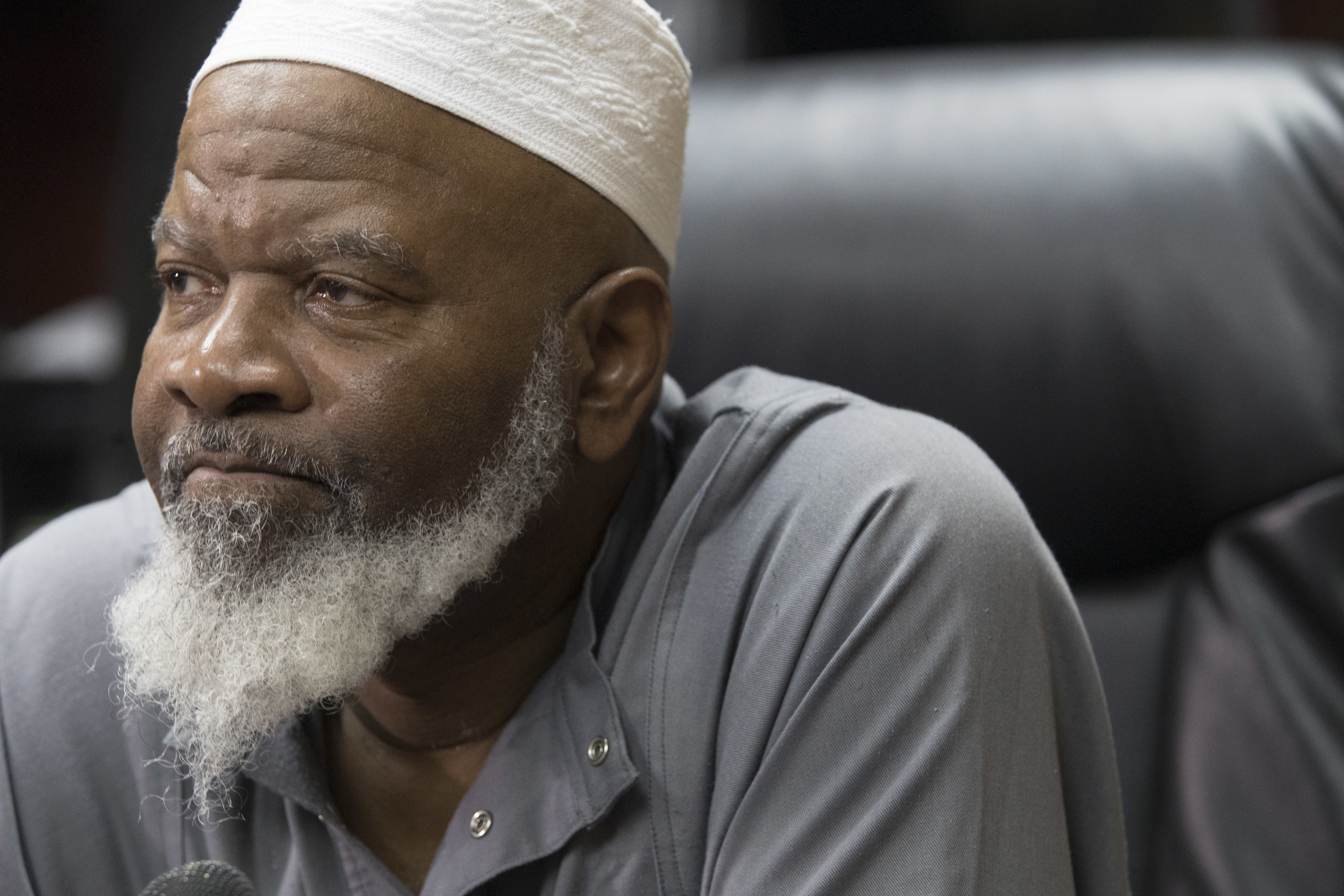 Muslim cleric: Grandson found buried at New Mexico compound