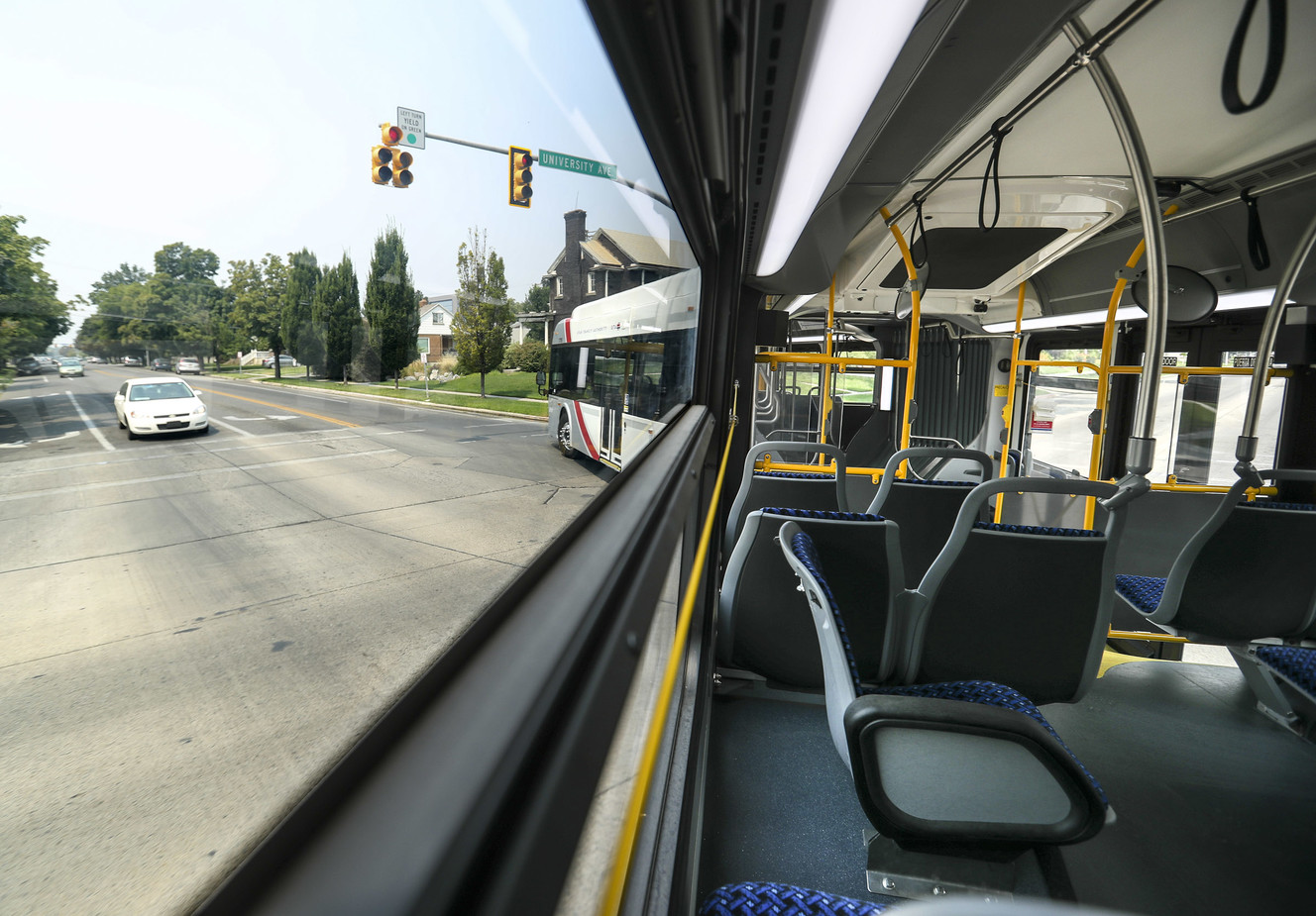 A Utah Transit Authority hybrid electric articulated bus makes a left-hand turn in Provo during a test run of the Utah Valley Express on Friday, Aug. 10, 2018. The bus rapid transit line service starts Monday. (Photo: Steve Griffin, KSL)