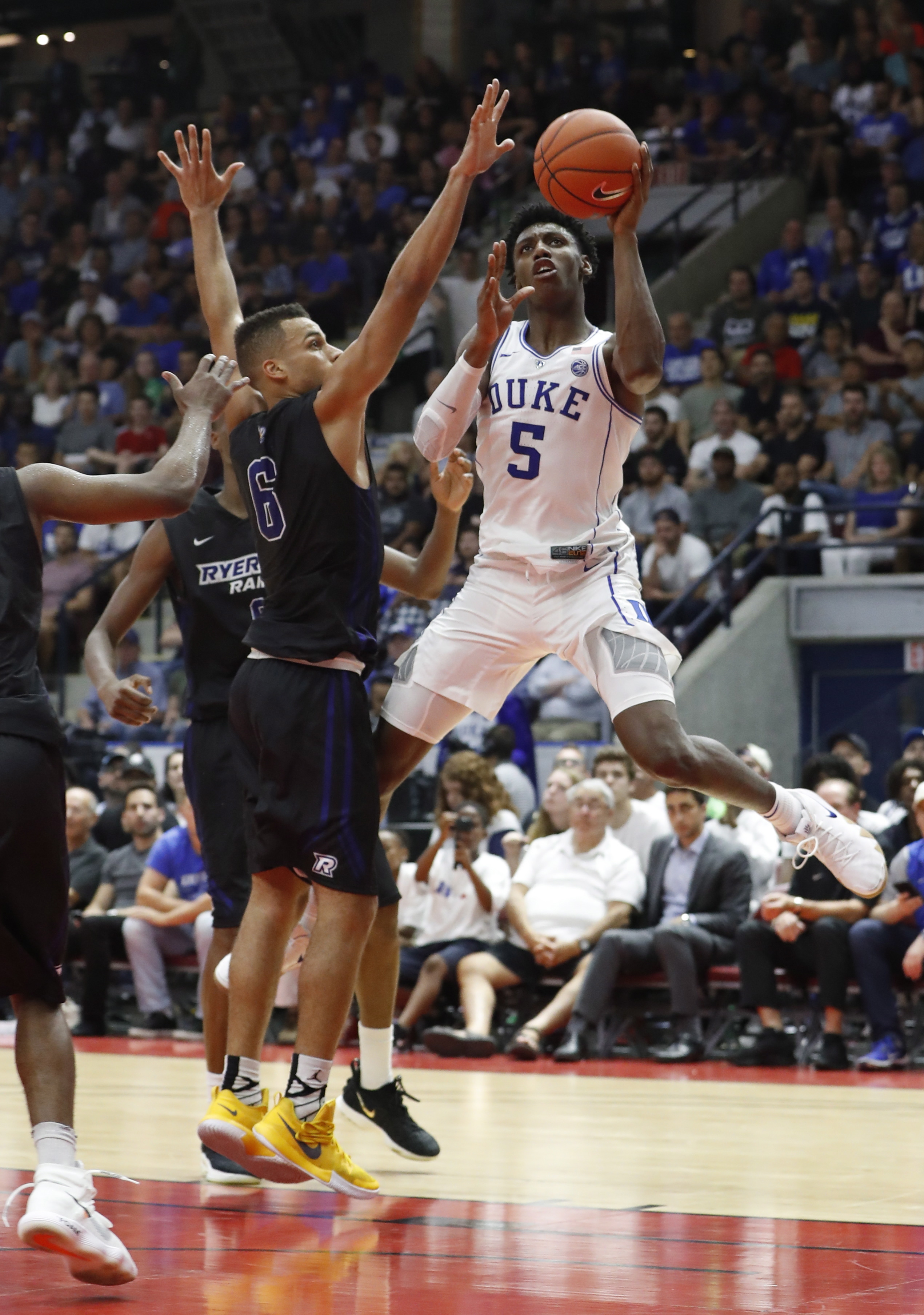 Canadian star Barrett has 34 points in Duke exhibition debut