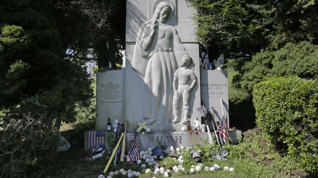70 years after Babe Ruth's death, fans still flock to grave
