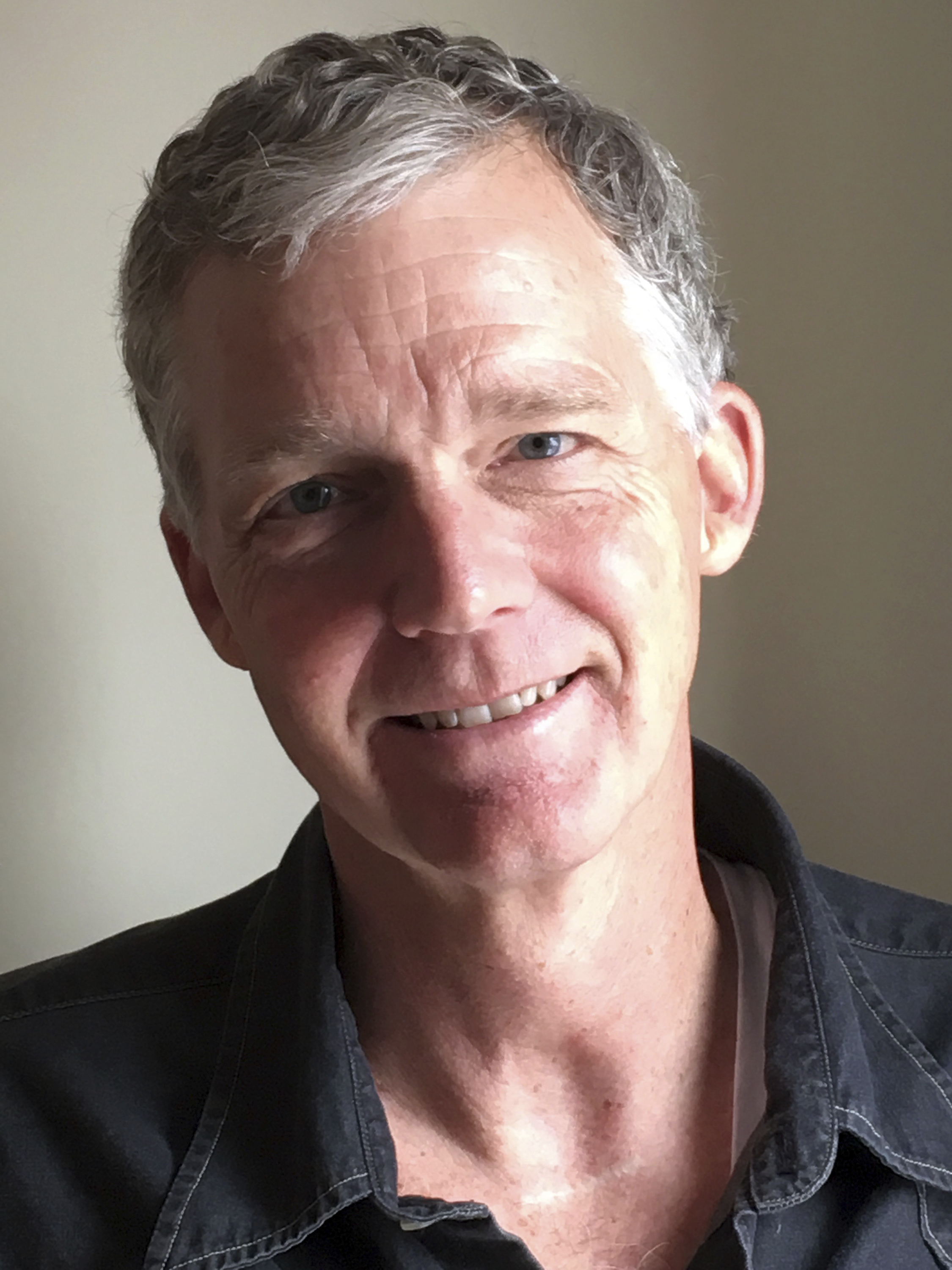 Republican insurgent gives Wyoming Senate incumbent a fight