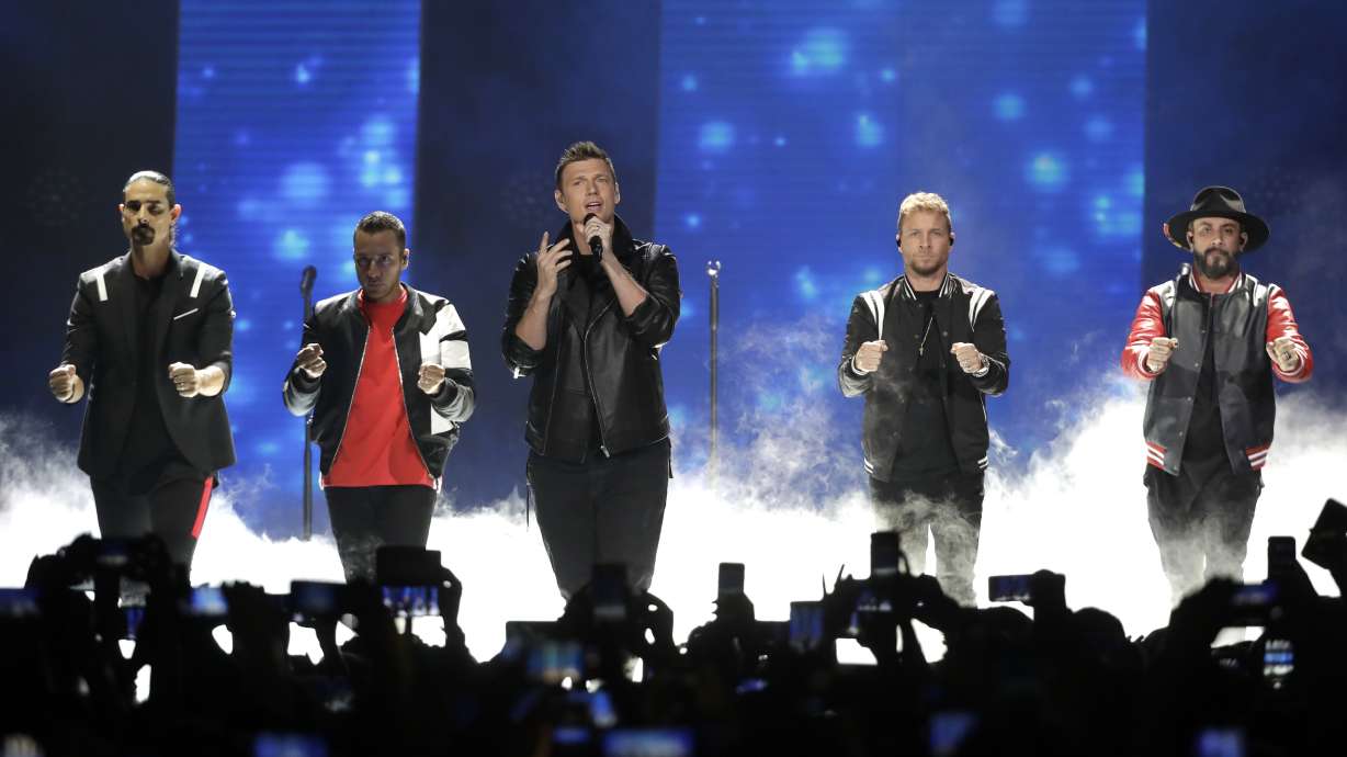 Backstreet Boys fans treated for injuries after storm