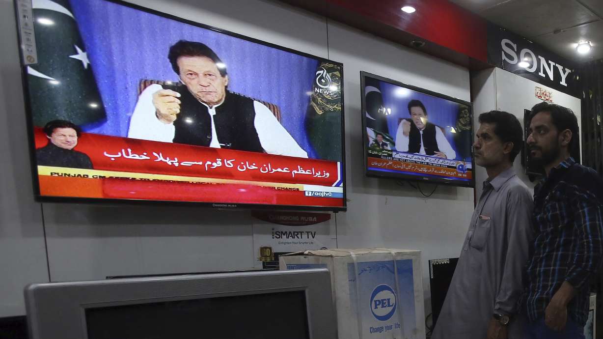 Pakistan's 21-member Cabinet is sworn in; PM promises change