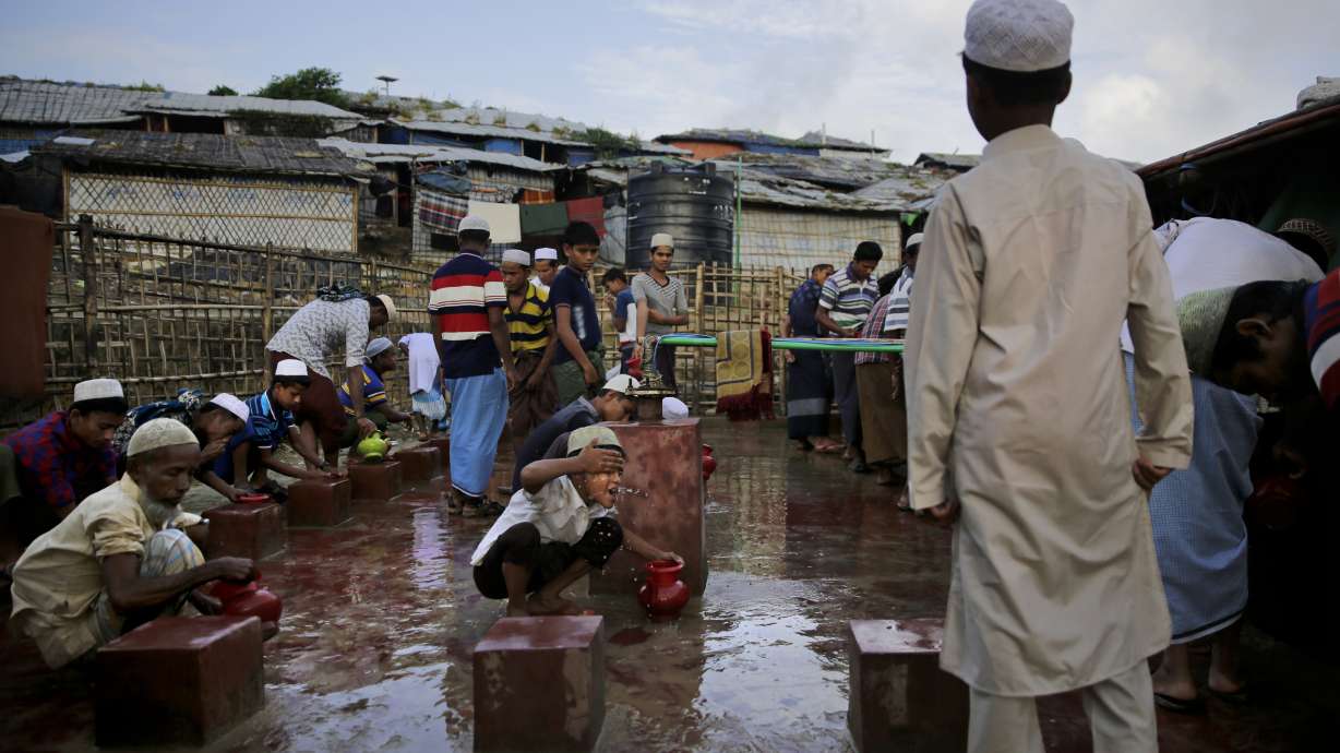 Rohingya refugees celebrate holiday amid memories of home