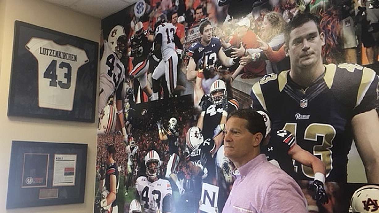 Ex-Auburn coach Gene Chizik loving life doing dad things