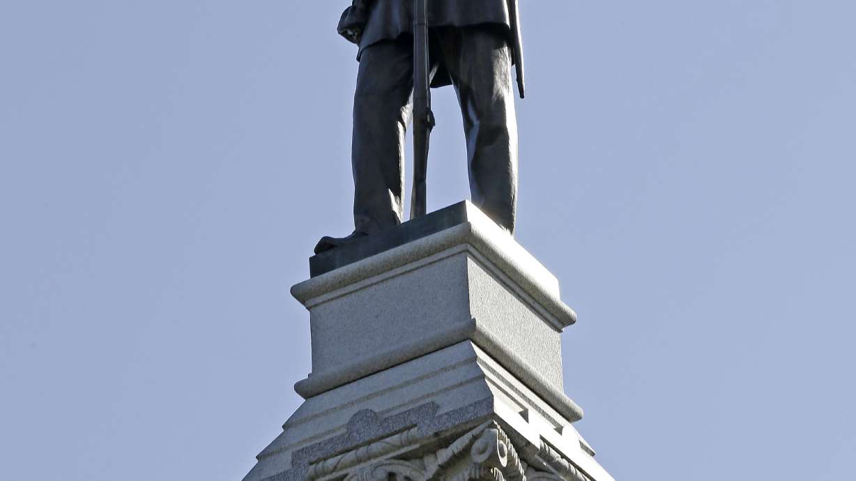 Confederate monuments to get slavery, civil rights context
