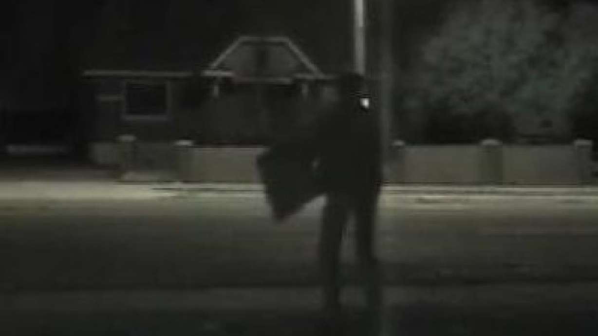 Man Fights Back Against Sign Thief