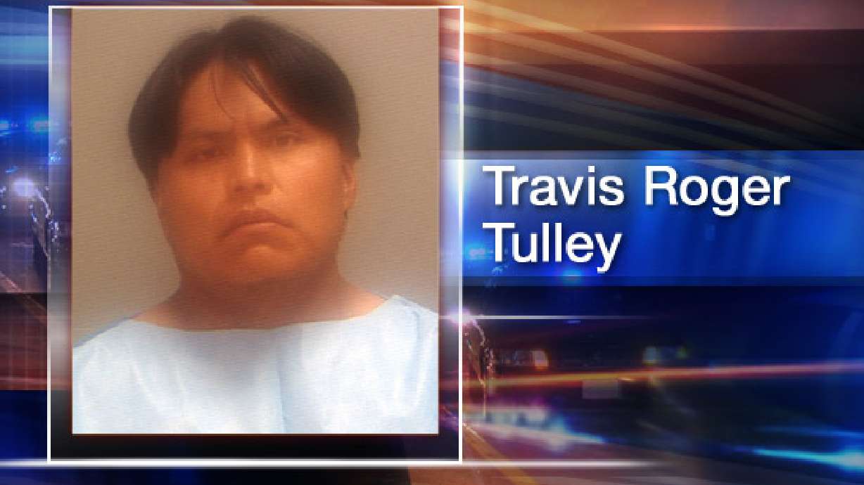 Man Beats Woman in Attempted Mugging