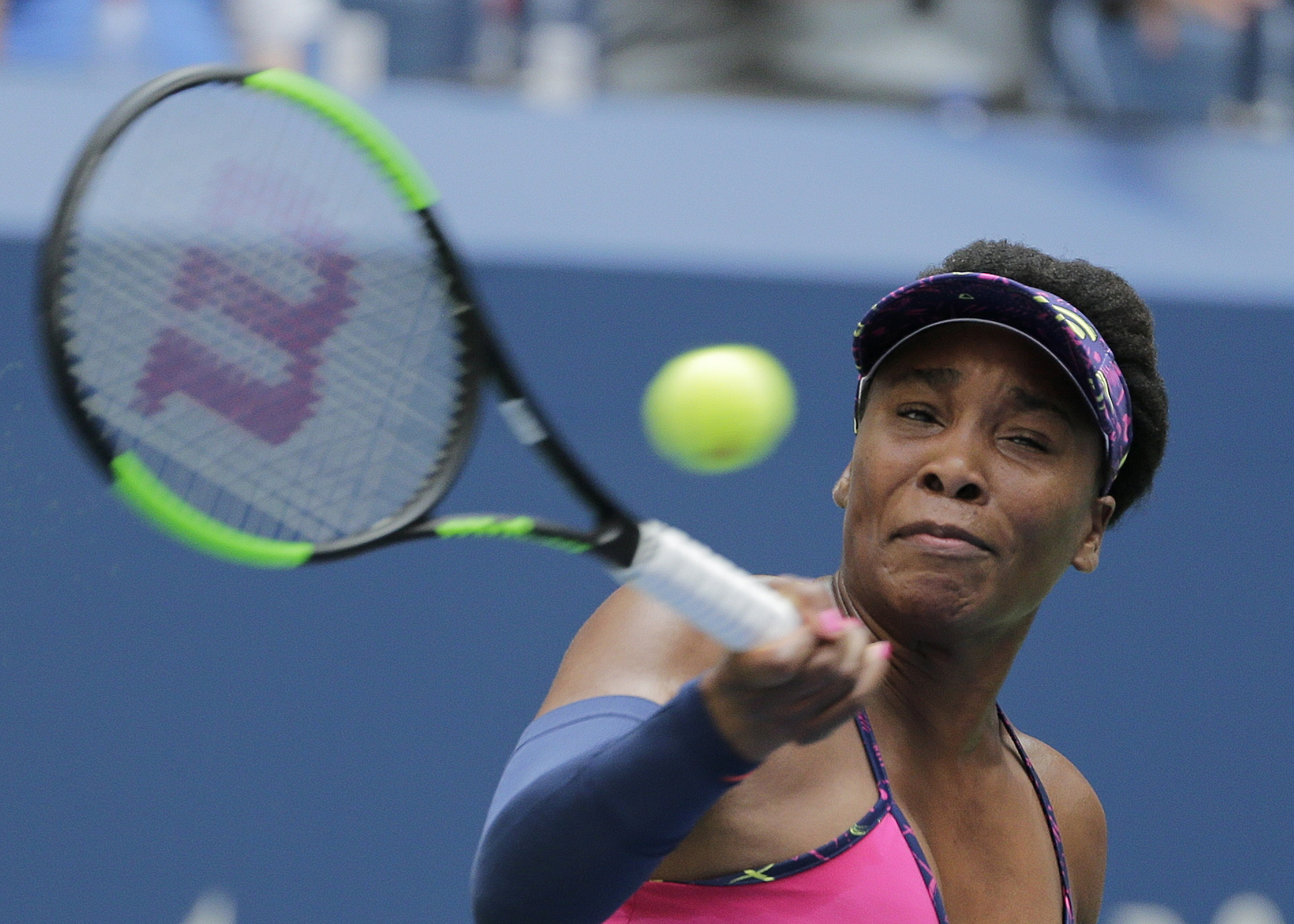 Serena, Venus set up Williams vs. Williams match at US Open