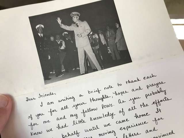 A handwritten letter from John McCain thanking everyone who wore his bracelet, and for our prayers and support. (Photo: Keith McCord, KSL TV)
