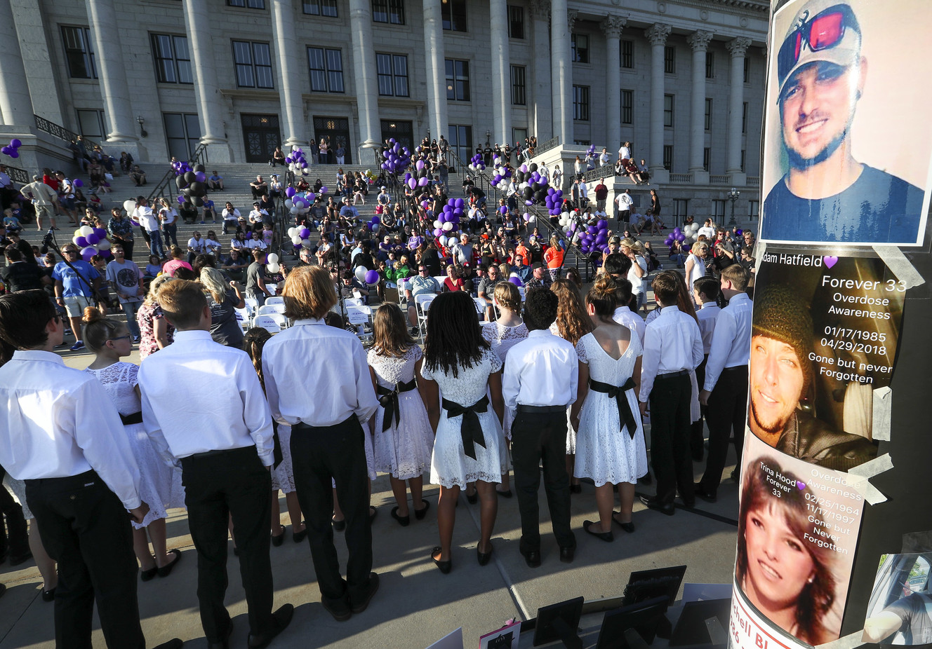 'We've all lost a child to this': Hundreds gather on Utah capitol steps for overdose awareness