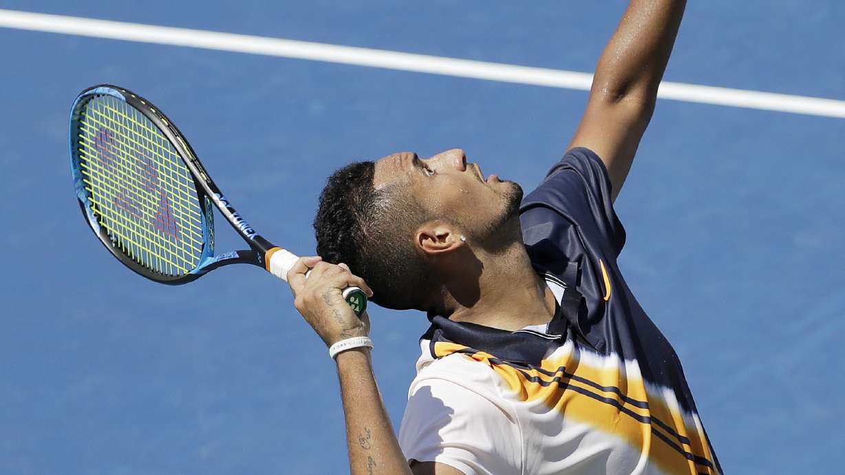 Federer's 'unreal' shot at US Open; 10 of top 13 women out