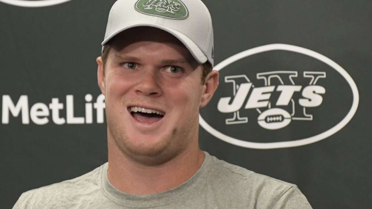 Sam's Club: Rookie Darnold to start at QB for Jets