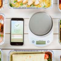 How to transition from tracking macros to intuitive eating