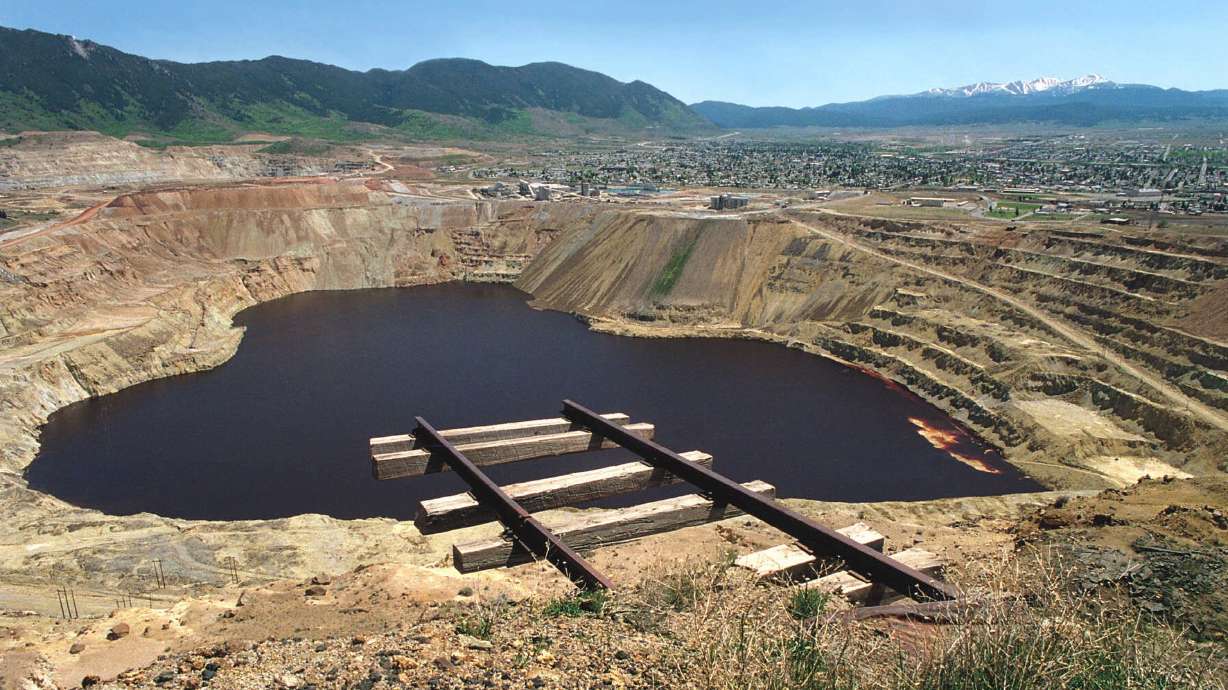 The Latest: EPA boss says Superfund cleanups are a priority