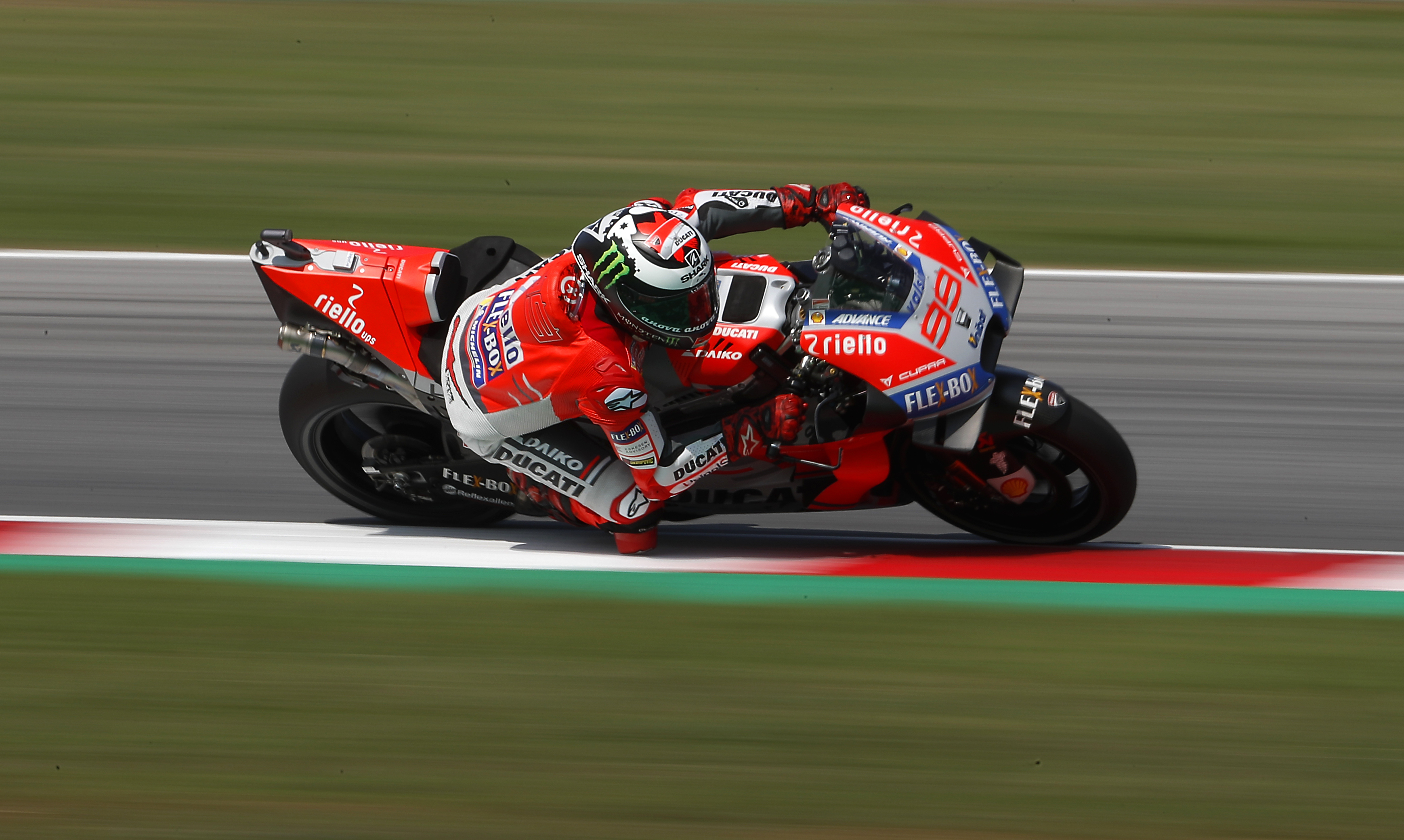 Lorenzo takes San Marino pole in record lap, Marquez crashes