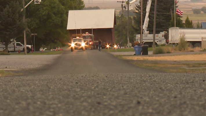 A semitruck pulls the tithing granary through Clarkston on Saturday, Sept. 8, 2018. (Photo: KSL TV)