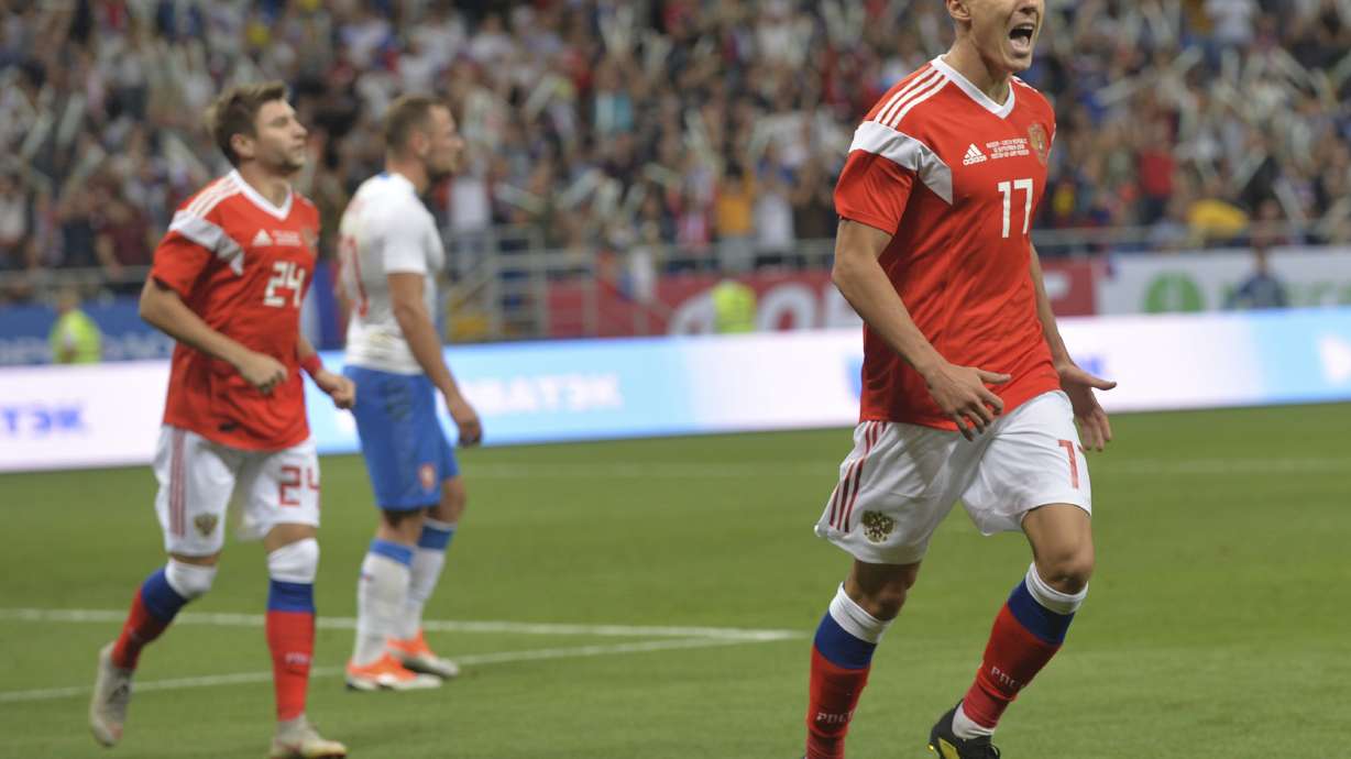 Czech Republic coach Jarolim fired after 5-1 loss to Russia