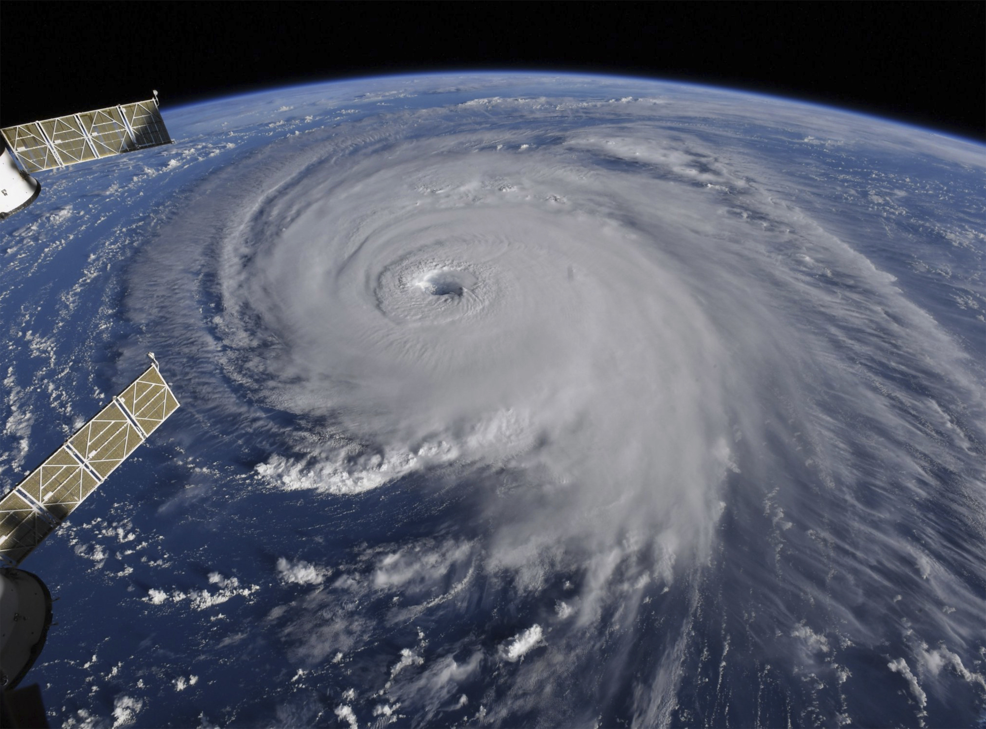 For meteorologists, Florence 'is a horrific nightmare storm'