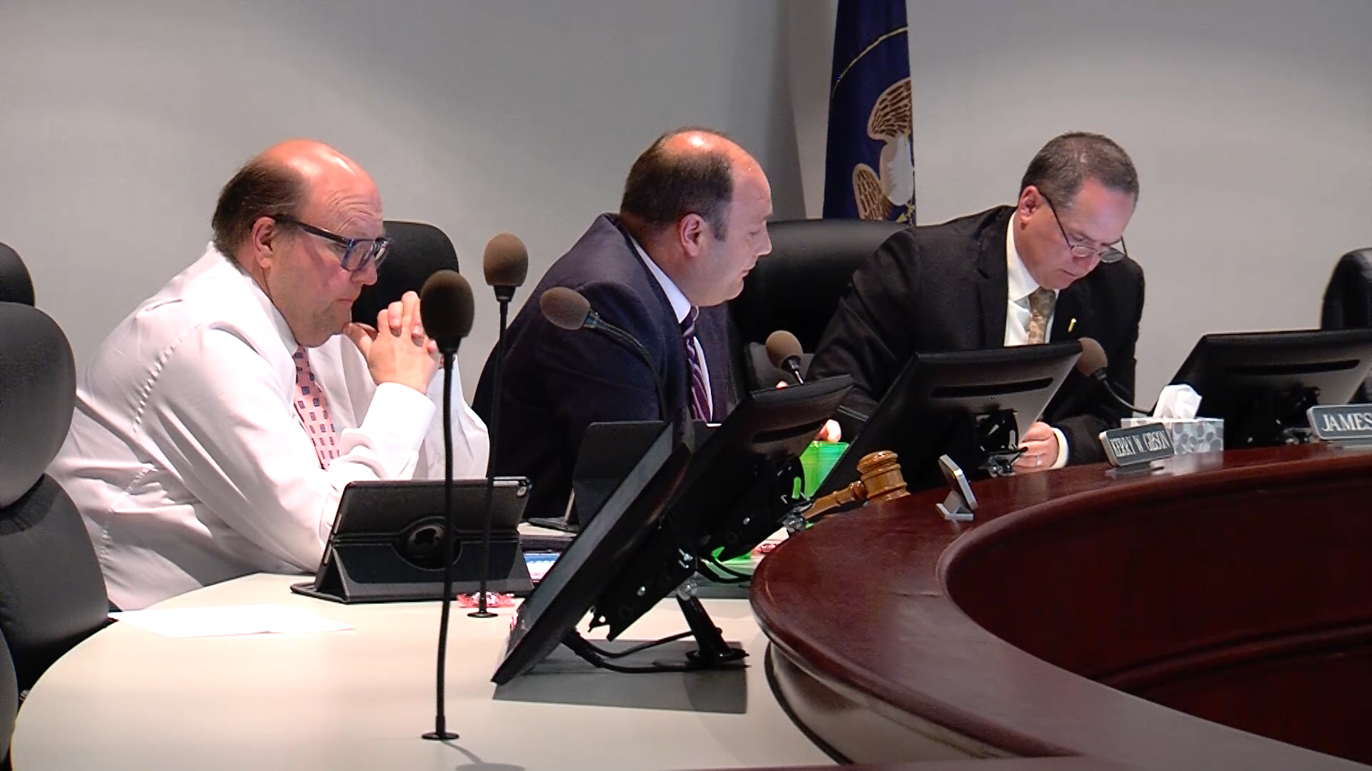 Voters to decide future of Weber County's form of government