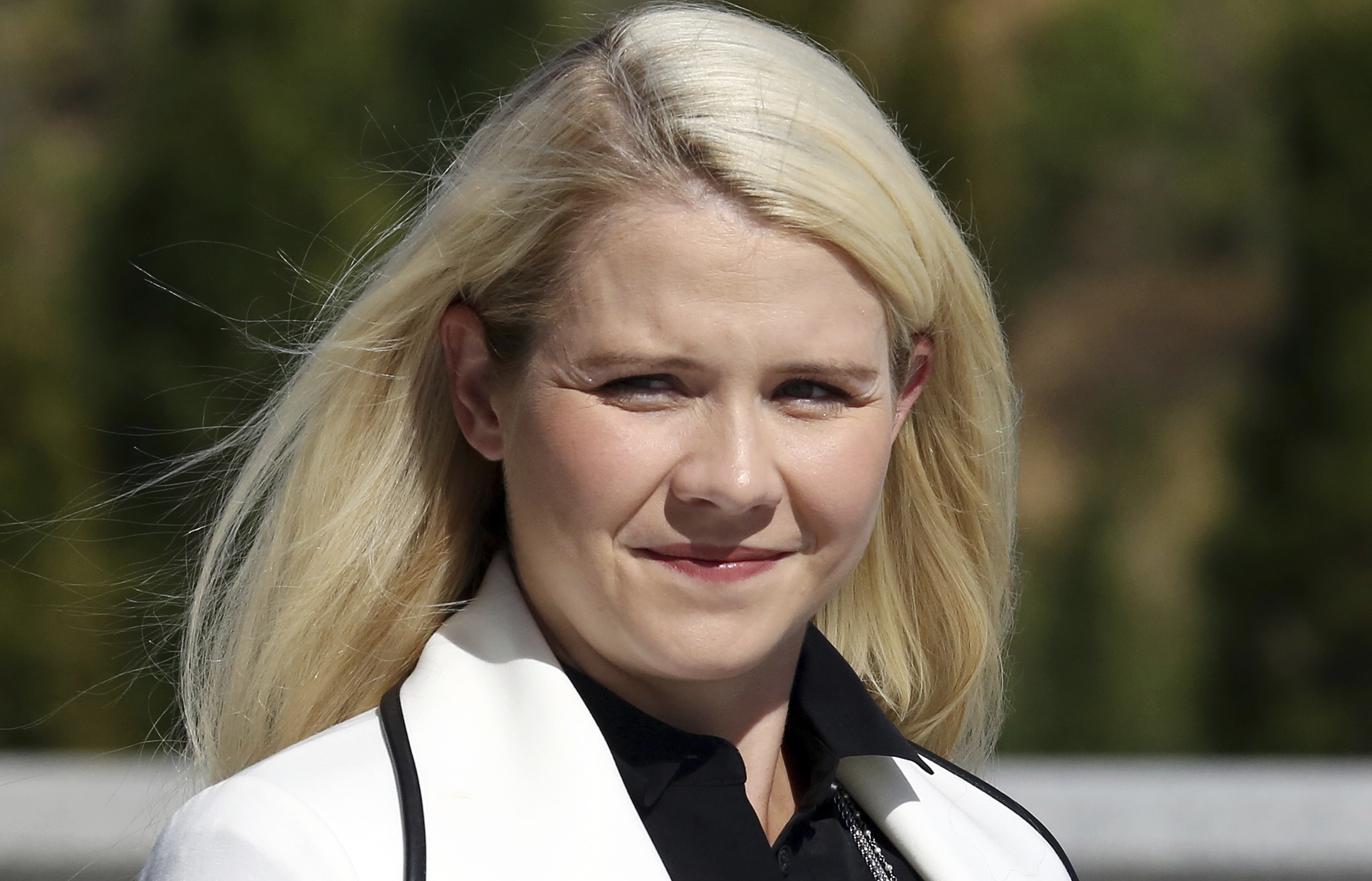 Elizabeth Smart says kidnapper being released still a threat