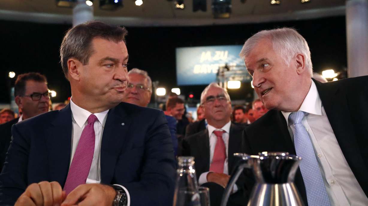 Bavarian leaders seek to rally conservatives ahead of vote