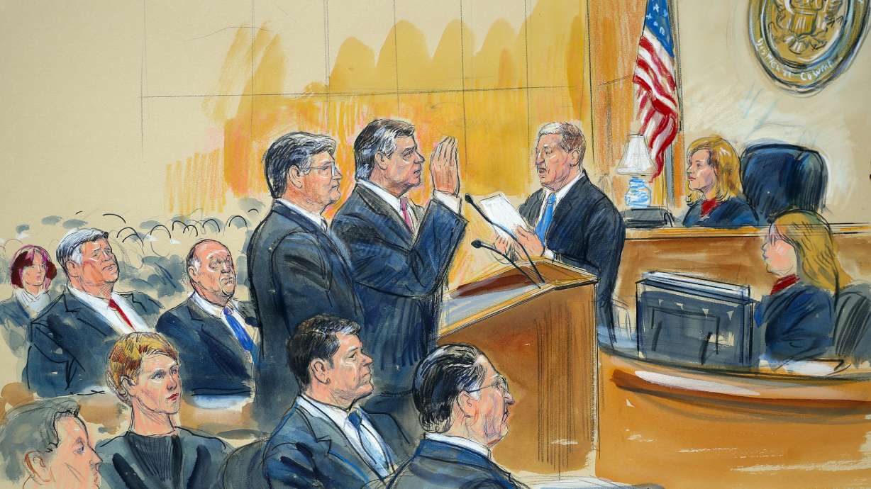 Manafort forfeits luxury homes under plea deal